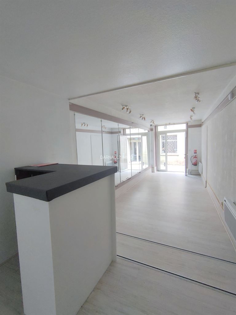 local d'activité en vente sur BAGNERES DE LUCHON (31110)