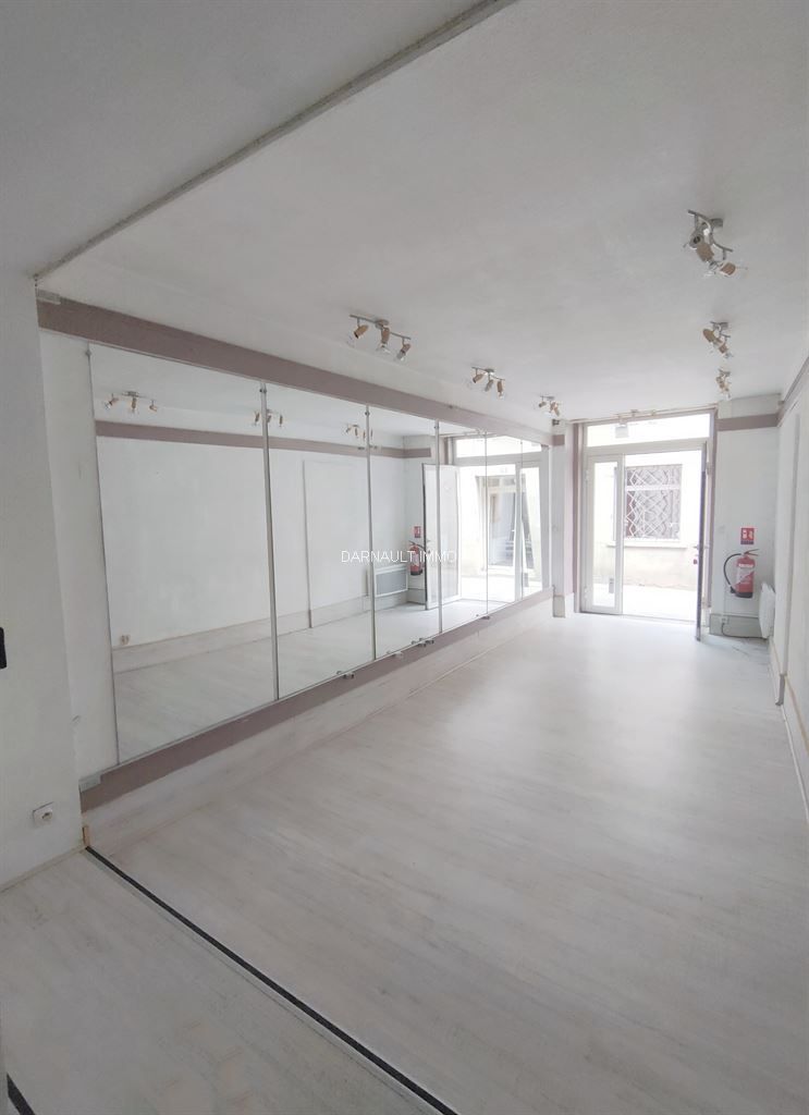 local d'activité en vente sur BAGNERES DE LUCHON (31110)