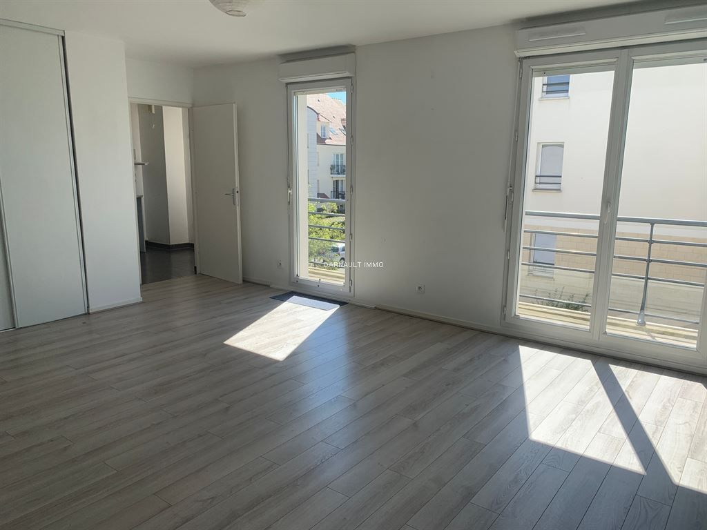 appartement 3 pièces en vente sur MONTIGNY LE BRETONNEUX (78180)
