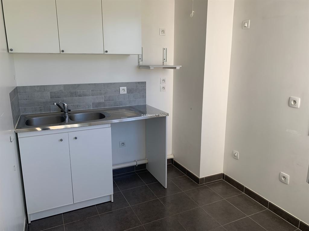 appartement 3 pièces en vente sur MONTIGNY LE BRETONNEUX (78180)